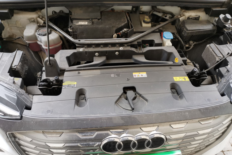 Audi Q5 e-tron 2022 immagine di auto #22