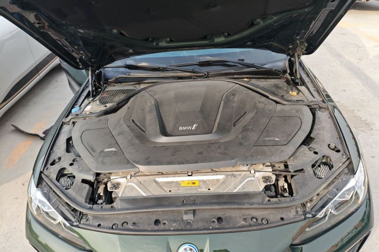 BMW i4 2022 #22 BMW i4 2022 car image #22