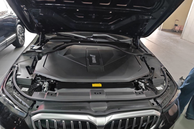 BMW i5 2024 #22 BMW i5 2024 car image #22