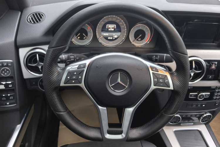 Mercedes-Benz GLK Class 2015 imagem de carro #22