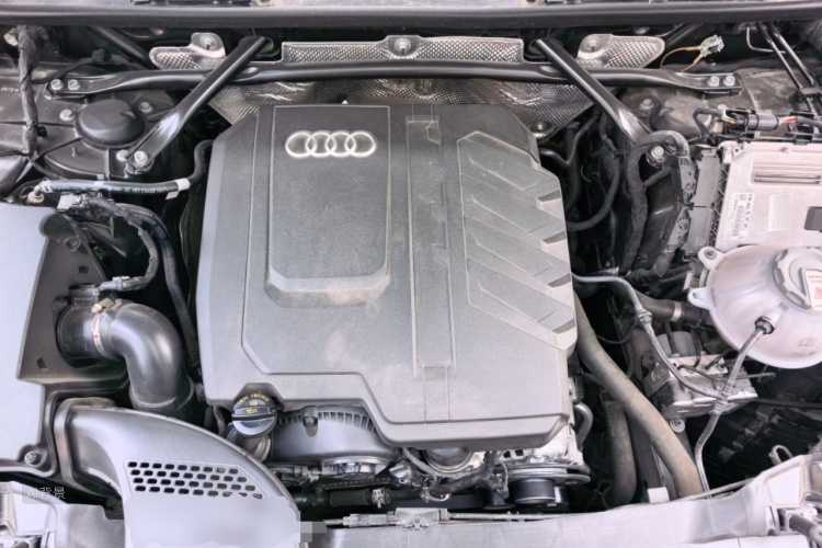 Audi Q5L Sportback 2024 car image #22