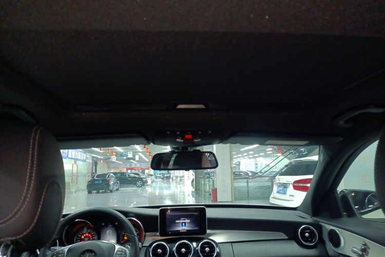 Mercedes-Benz C Class 2018 car image #22