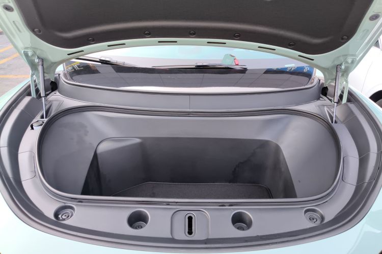 Avatr 11 2024 car image #22