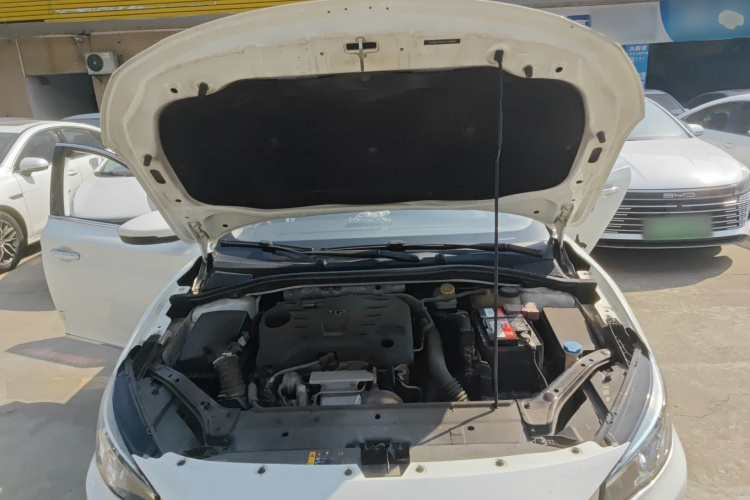 MG 6 2018 car image #22