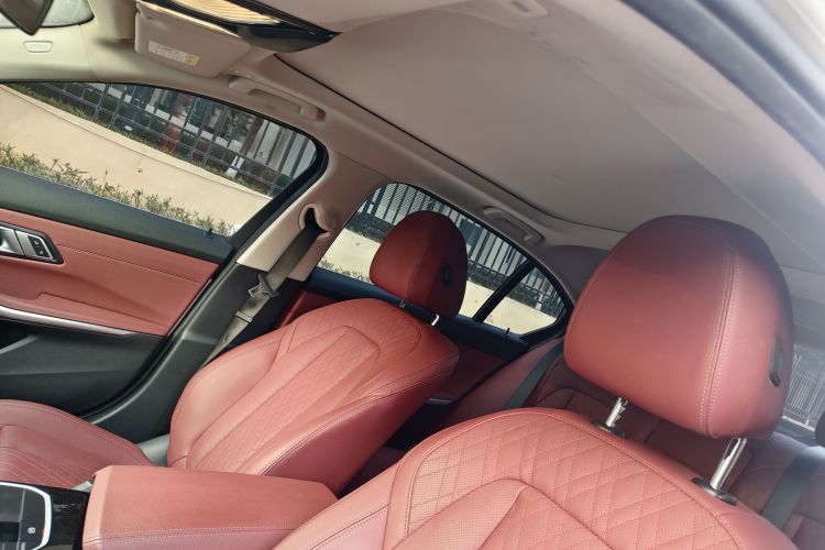 BMW i3 2024 car image #22