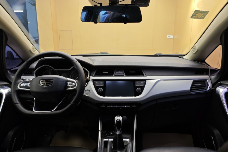 Vision X3 2019 car image #22