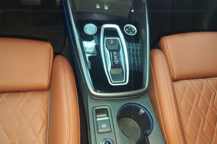 2024 #22 2024 imagen de coche #22