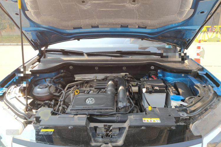 VS5 2023 car image #22