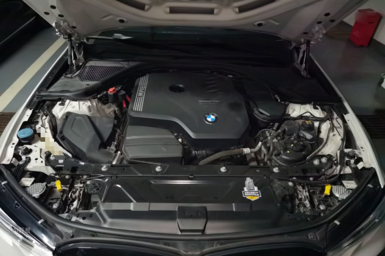 BMW 3 Series 2020 #22 BMW 3 Series 2020 car image #22