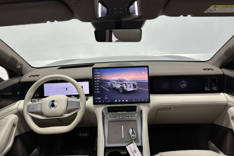 Denza 2025 car image #22