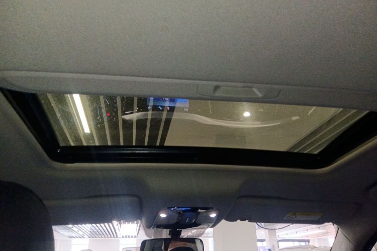 GAC Trumpchi GS7 2018 car image #22