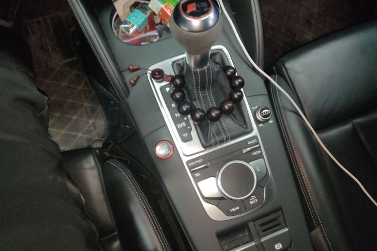 Audi RS 3 2019 car image #22