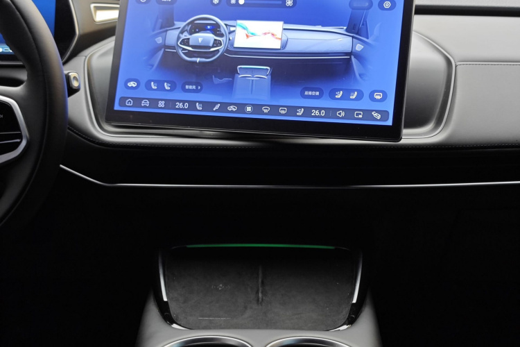 Deepal SL03 2024 #22 Deepal SL03 2024 car image #22