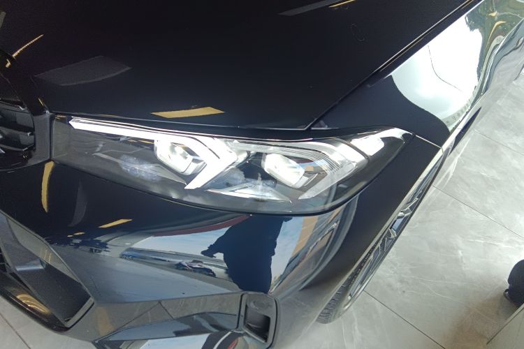 BMW 3 Series 2024 car image #22