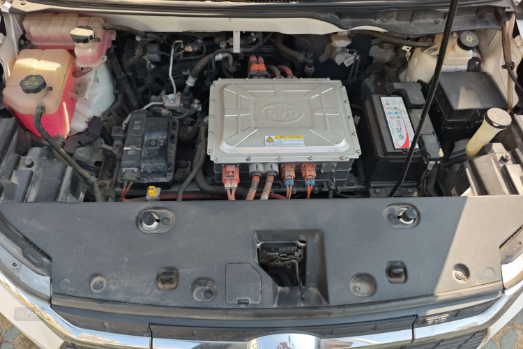 BYD Yuan New Energy 2020 car image #22