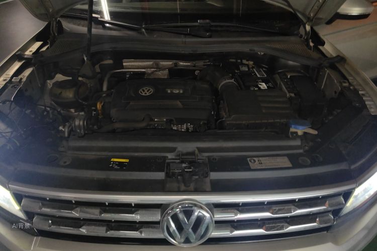 Volkswagen Tiguan L 2017 car image #22