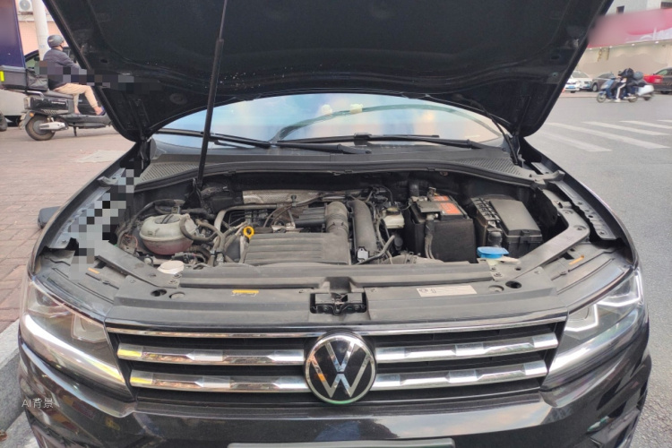 Volkswagen Tiguan L 2021 #22 Volkswagen Tiguan L 2021 car image #22