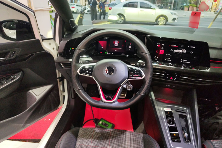 Volkswagen GolfGTI 2023 #22 Volkswagen GolfGTI 2023 car image #22