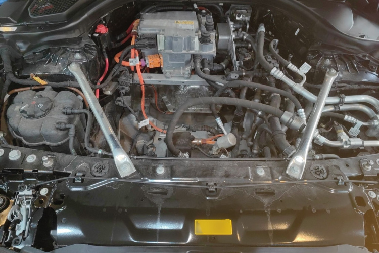 BMW i5 2024 car image #22