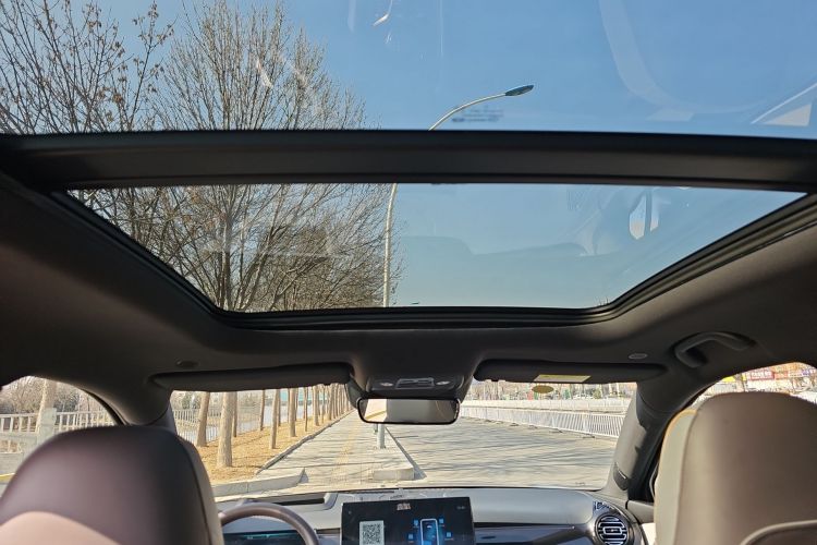 BYD Frigate 07 2023 #22 BYD Frigate 07 2023 car image #22