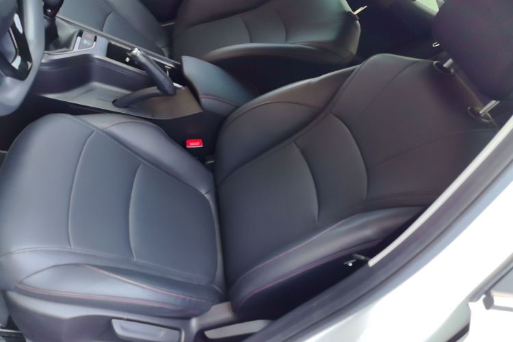 Roewe i5 2023 изображение автомобиля #22