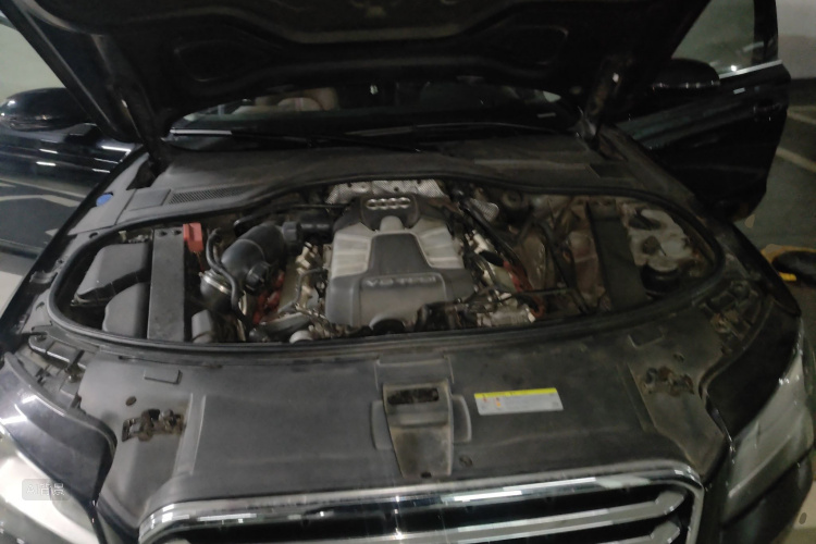 Audi A8 2014 imagen de coche #22