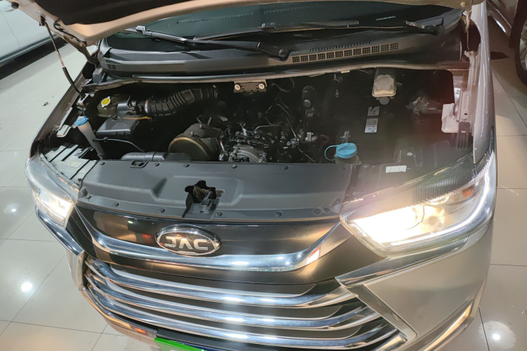 JAC 2020 car image #22
