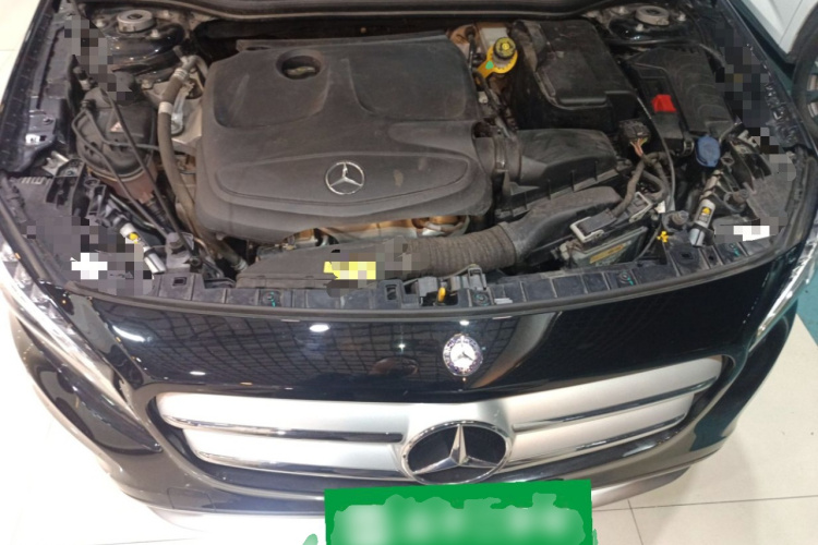 Mercedes-Benz GLA Class 2016 immagine di auto #22