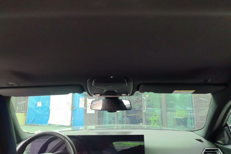 BMW M2 2024 car image #22