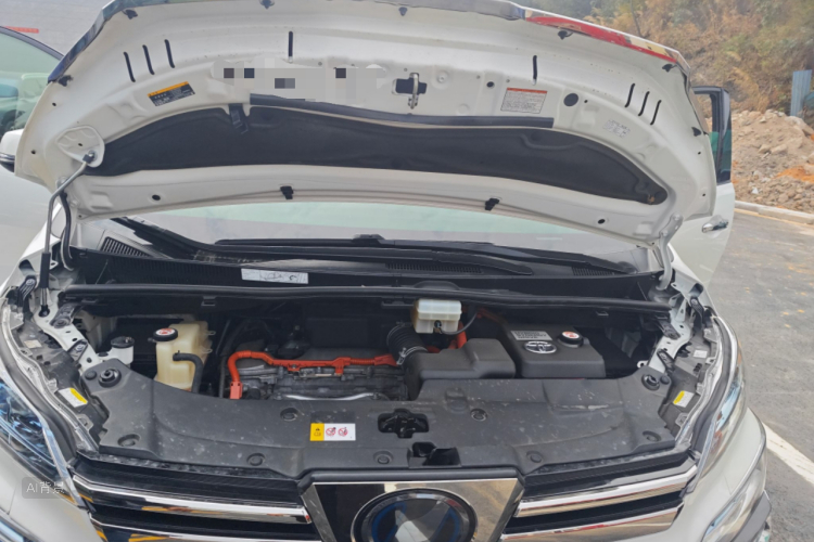 Toyota Vellfire 2020 صورة سيارة #22