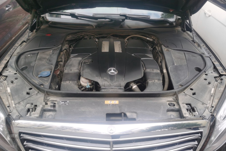 Mercedes-Benz S Class 2015 immagine di auto #22