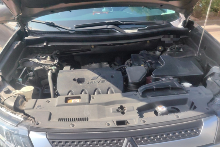 劳斯莱斯 欧蓝德 2018 汽车图片 #22