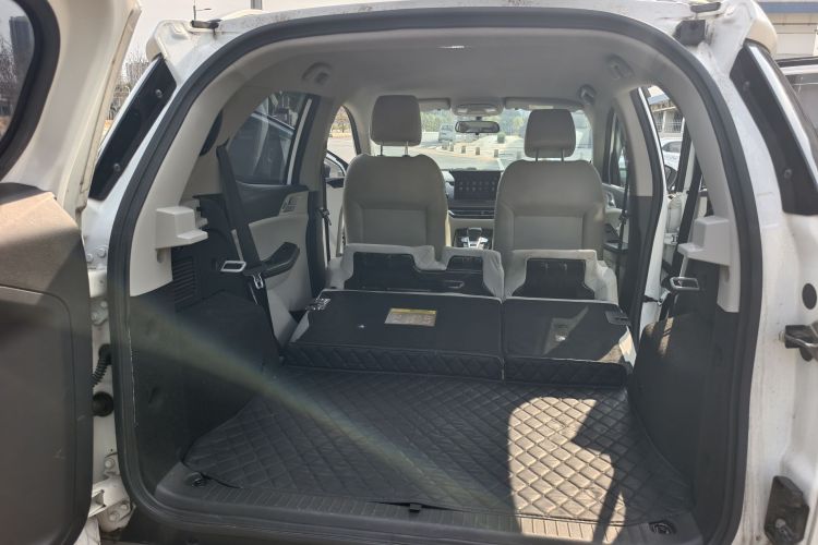 BYD Yuan Pro 2022 immagine di auto #22