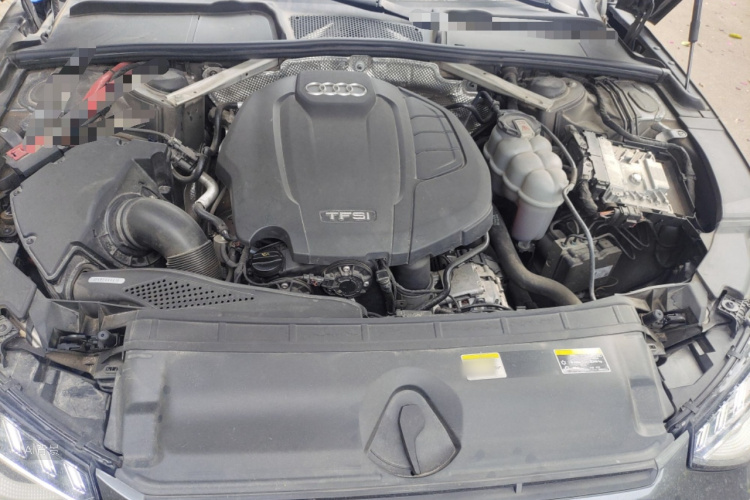 Audi A4L 2021 car image #22