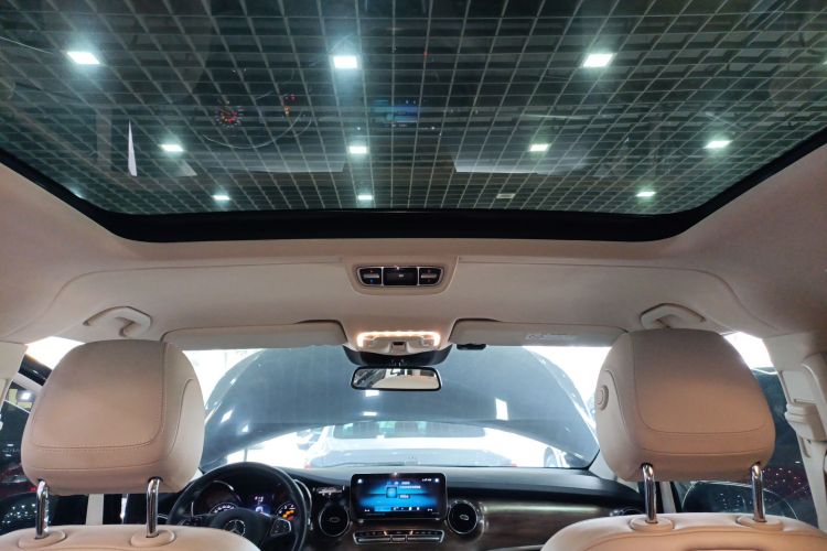 Mercedes-Benz V Class 2022 #22 Mercedes-Benz V Class 2022 car image #22