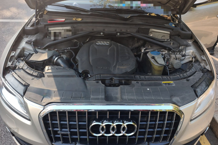 Audi Q5 2016 car image #22