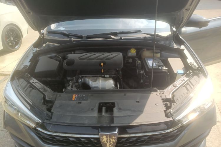 Roewe i5 2021 #22 Roewe i5 2021 car image #22