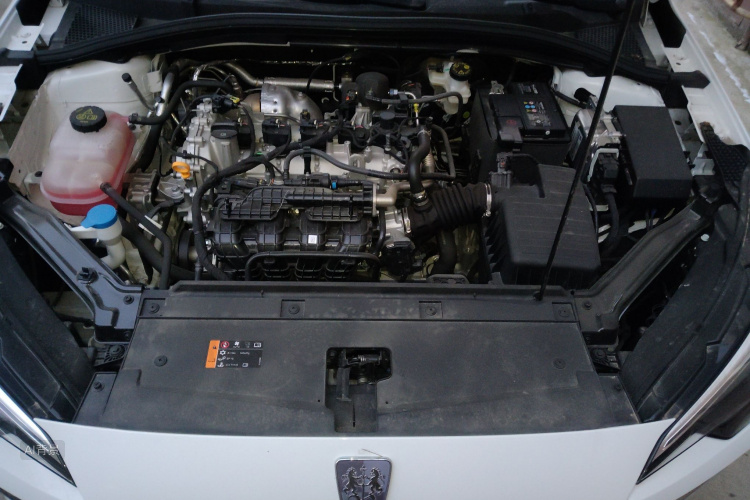 Roewe i5 2025 #22 Roewe i5 2025 car image #22