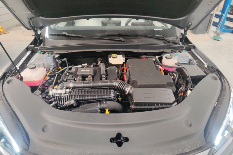 BYD Seal 05 DM-i 2025 car image #22