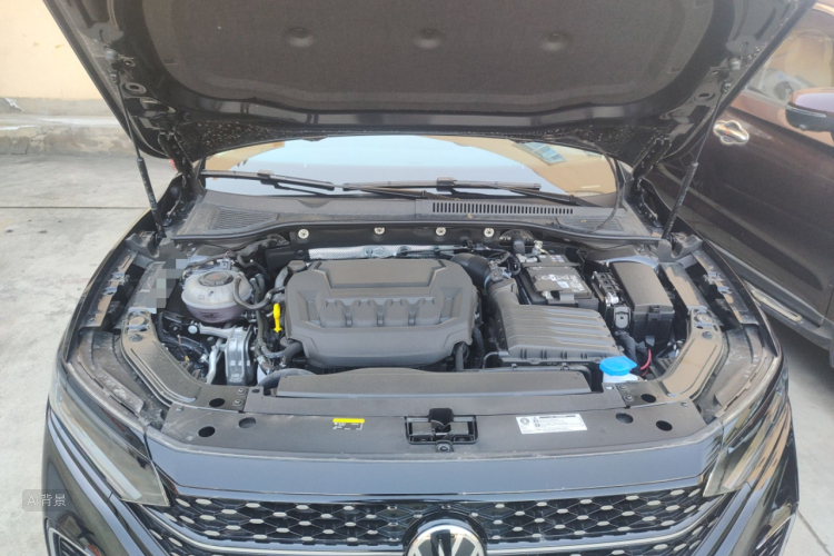 Volkswagen Passat 2025 immagine di auto #22