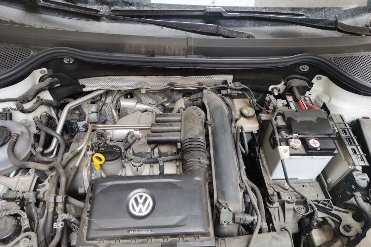 VS5 2022 car image #22