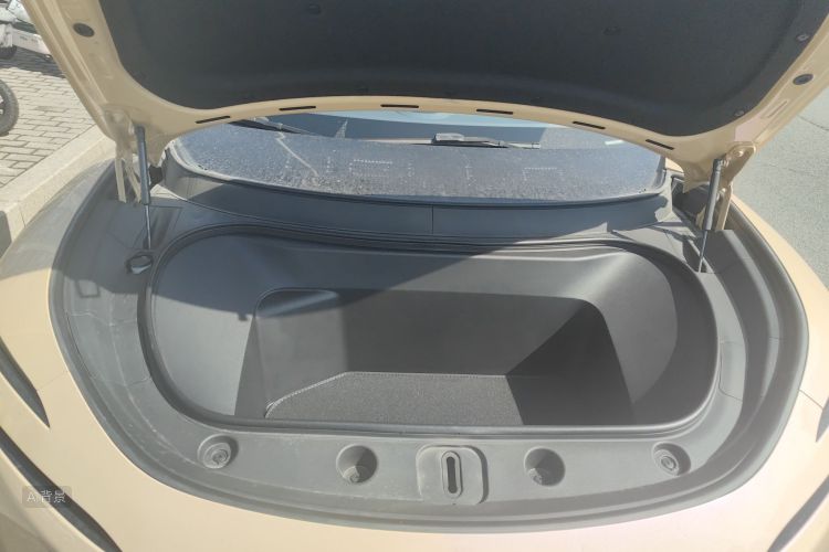 Avatr 11 2024 car image #22