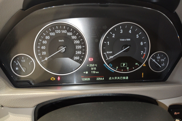 BMW 3 Series GT 2015 immagine di auto #22