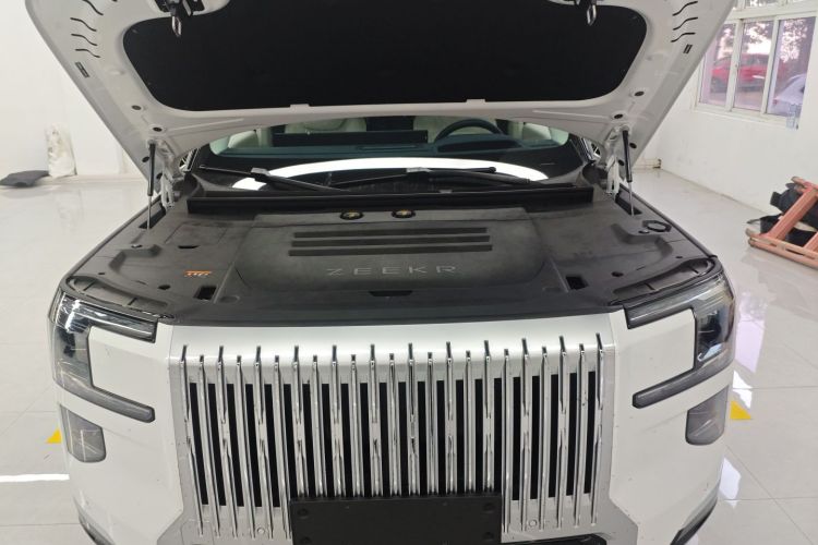 Zeekr 9X 2025 car image #22