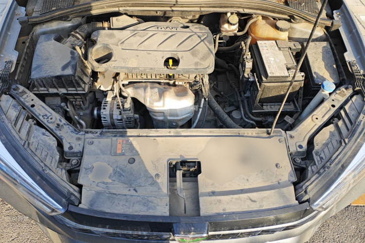 Roewe i5 2022 car image #22