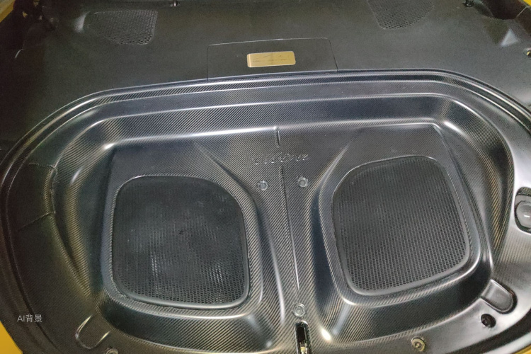 MI SU7 Ultra 2025 car image #22