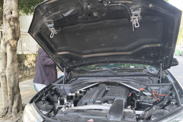 BMW X6 2015 immagine di auto #22