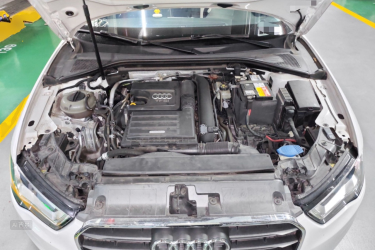 Audi A3 2018 car image #22