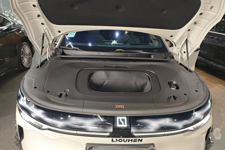 极氪 极氪007GT 2025 汽车图片 #22