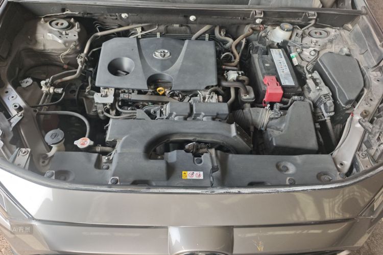 Toyota RAV4 2019 car image #22
